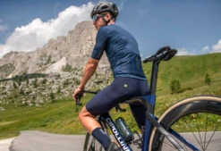 ALE' Master 2.0 PR-E Blue Bib Shorts 7 ALE' Master 2.0 PR-E Blue Bib Shorts -Cycling Clothing Store ALE Master 2.0 Blue Bib Shorts.rider 04866.1718416504