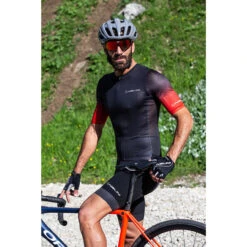 Nalini New Ergo Red Black Bib Shorts -Cycling Clothing Store Nalini New Ergo Black Red Bib Shorts Rider1 83551.1653851575